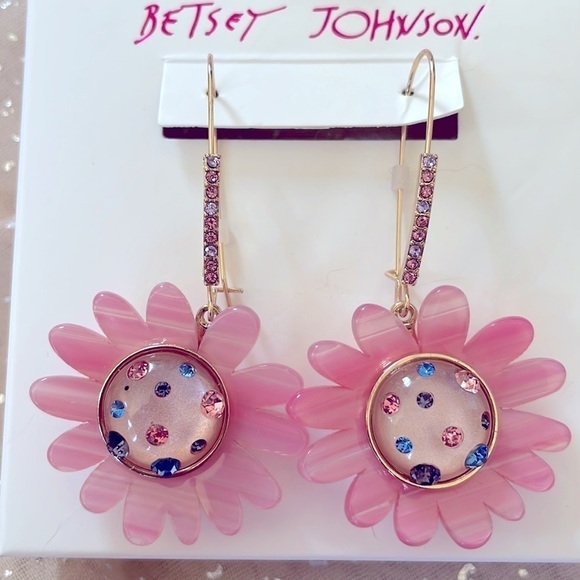 Brand New Betsy Johnson Pink Flower Rhinestone Studded Gold Tone Drop Earrings - Picture 2 of 9